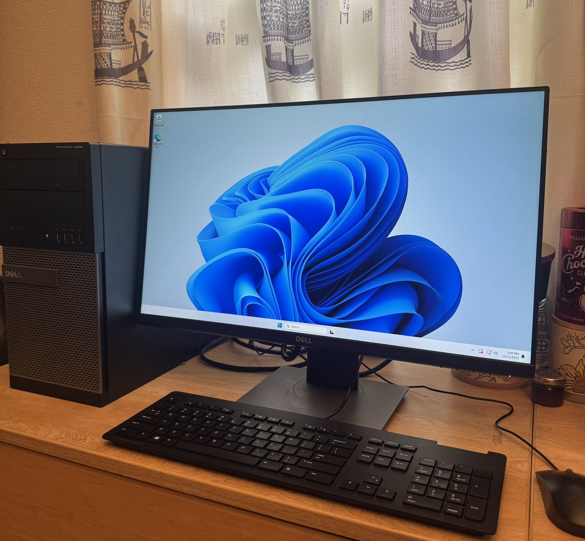 Dell OptiPlex 9020 Desktop Set — i7 / 8GB / Dell 24” Monitor