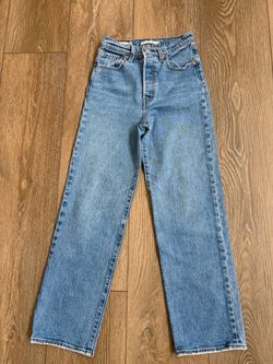 Levi's High-Rise Ribcage Straight Ankle size 25