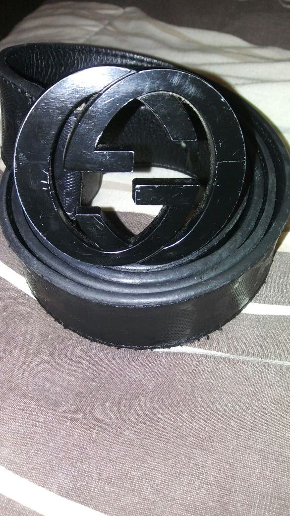 Gucci belt serial number 121282-3959-80-82