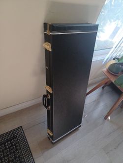 Guitar hard case (new)