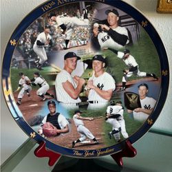 The Danberry Mint 100Th Anniversary Of The New York Yankees Commemorative Plate