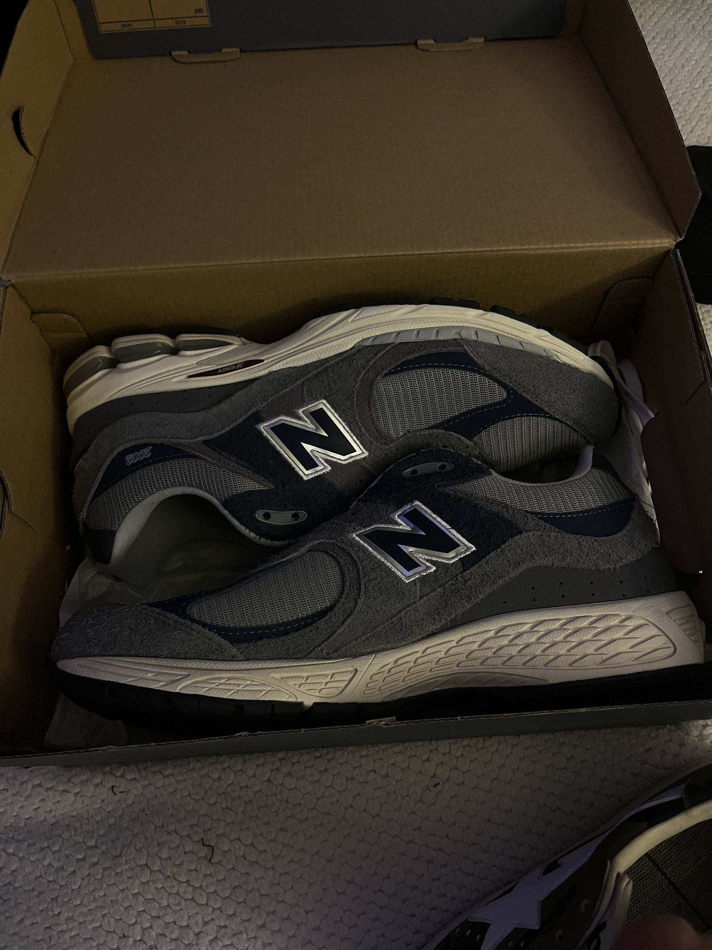 2002r NB