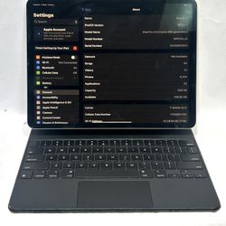 Apple iPad Pro (6th Generation) 12.9” 256GB Space Gray Wi-Fi + Cellular Unlocked