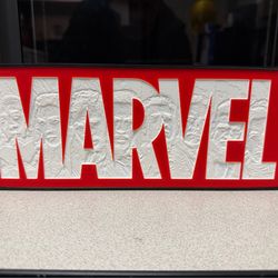 Lámpara de Logotipo Marvel Personalizada - Litofanía 3D de Vengadores - Caja de Luz LED Decorativa para Gamers y Coleccionistas - Regalo para Fans de 