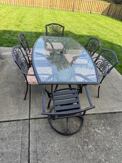 Outdoor Patio Dining Set with Glass Table