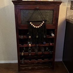 Wine cabinet