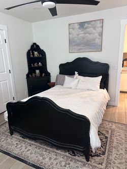 Full Size Vintage look black headboard, footboard, and mattress