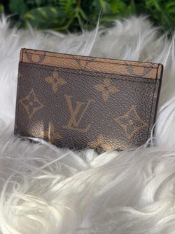 Louis Vuitton Card Holder in Monogram Reverse
