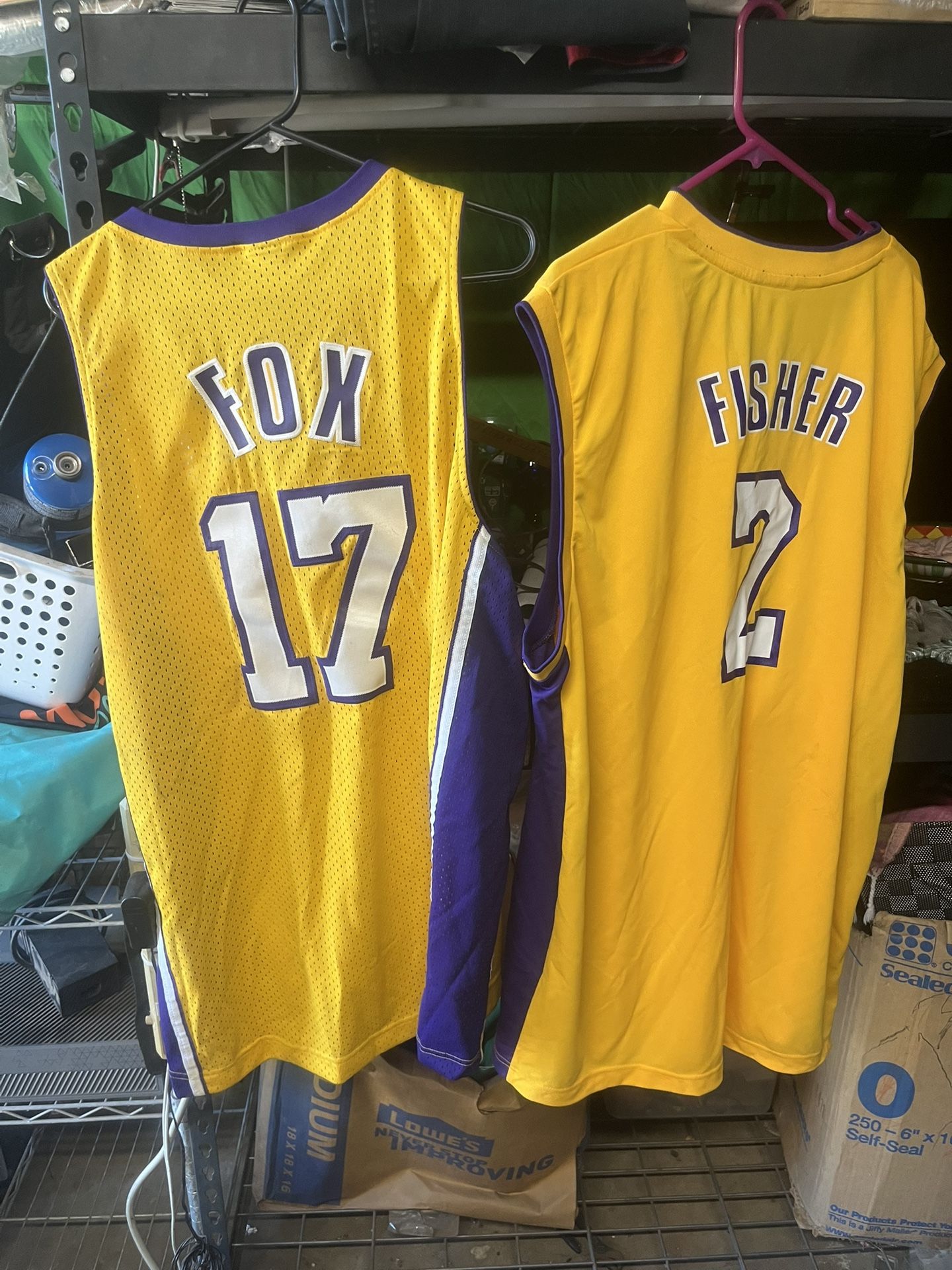 Lakers Jersey Size Xl