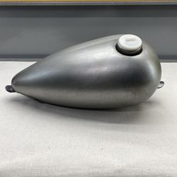 Alien Gas Tank Harley Triumph Chopper 2 Gallon