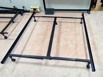 Expandable bed frame for queen or king