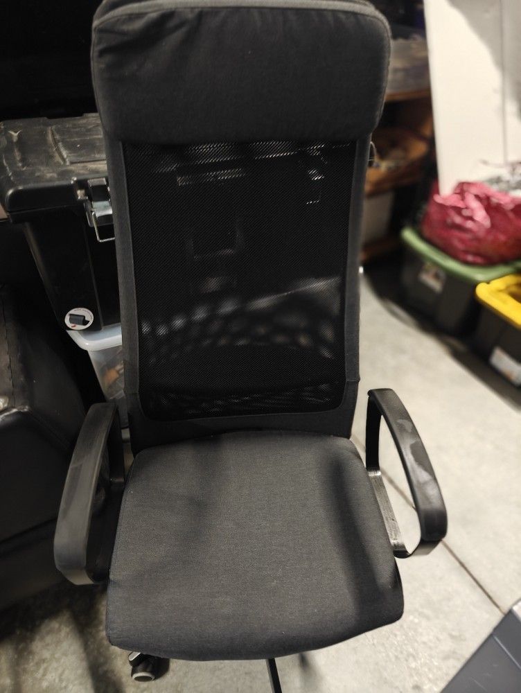 Ikea Markus Ergonomic Office Chair Lot Of 2