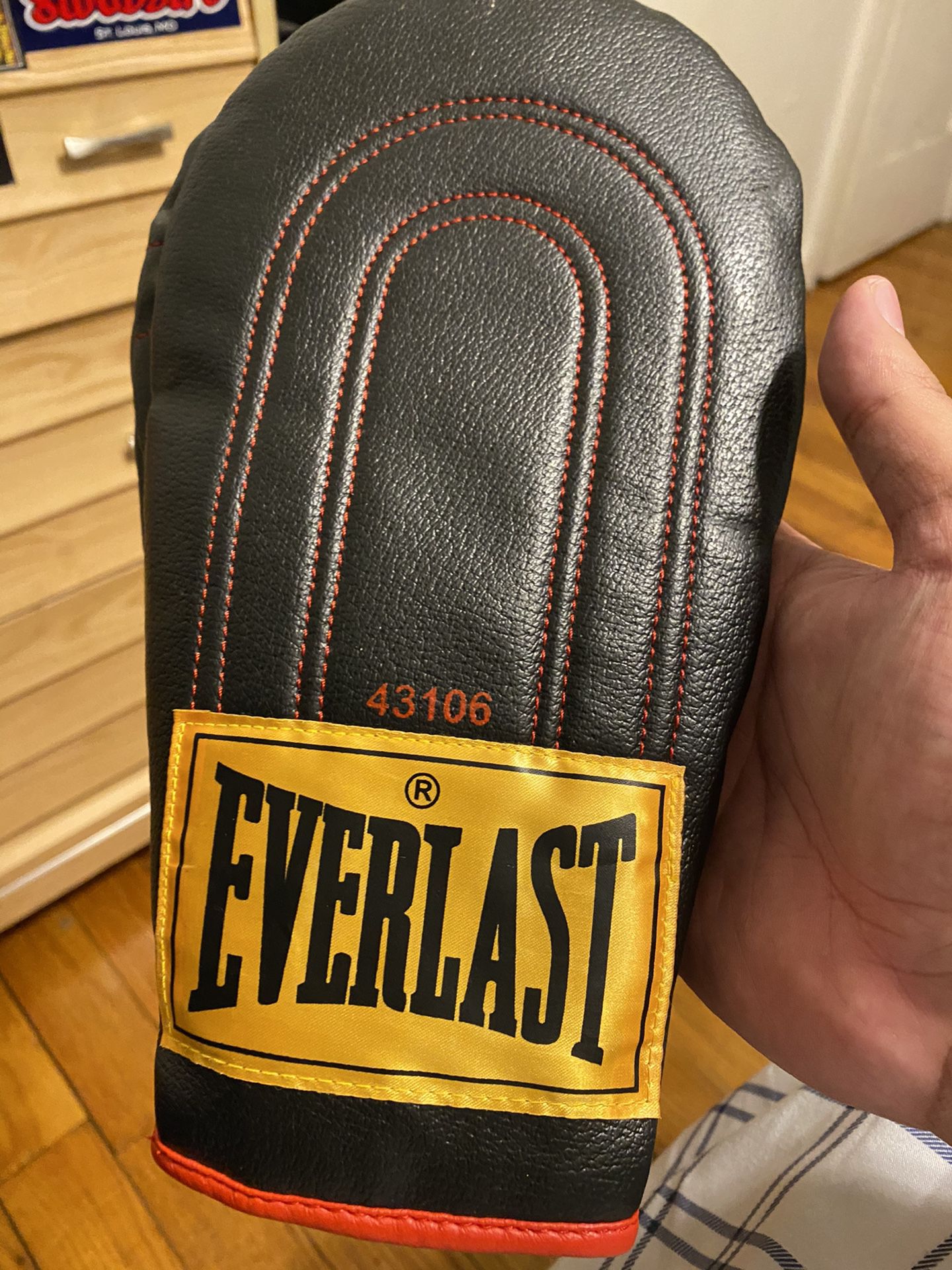Speed bag gloves