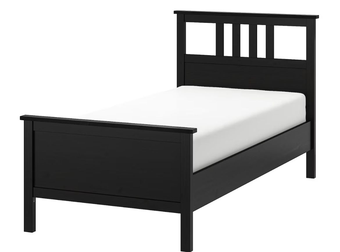 Twin Bed With boxspring