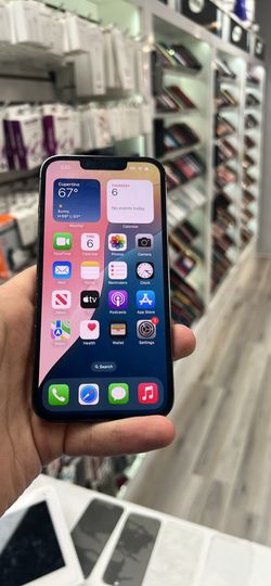 iPhone 13 Pro 128Gb *Unlocked* + *With Warranty* + *With Charger*