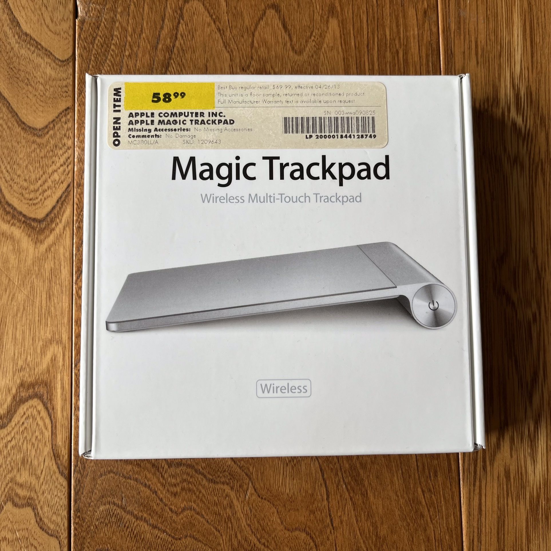極上品 付属品完備 Apple Magic Trackpad 3 (SSS) 極上品 付属品完備 Apple
