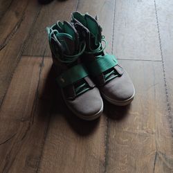 Atlas II Shoes (Women's Size 7.5)