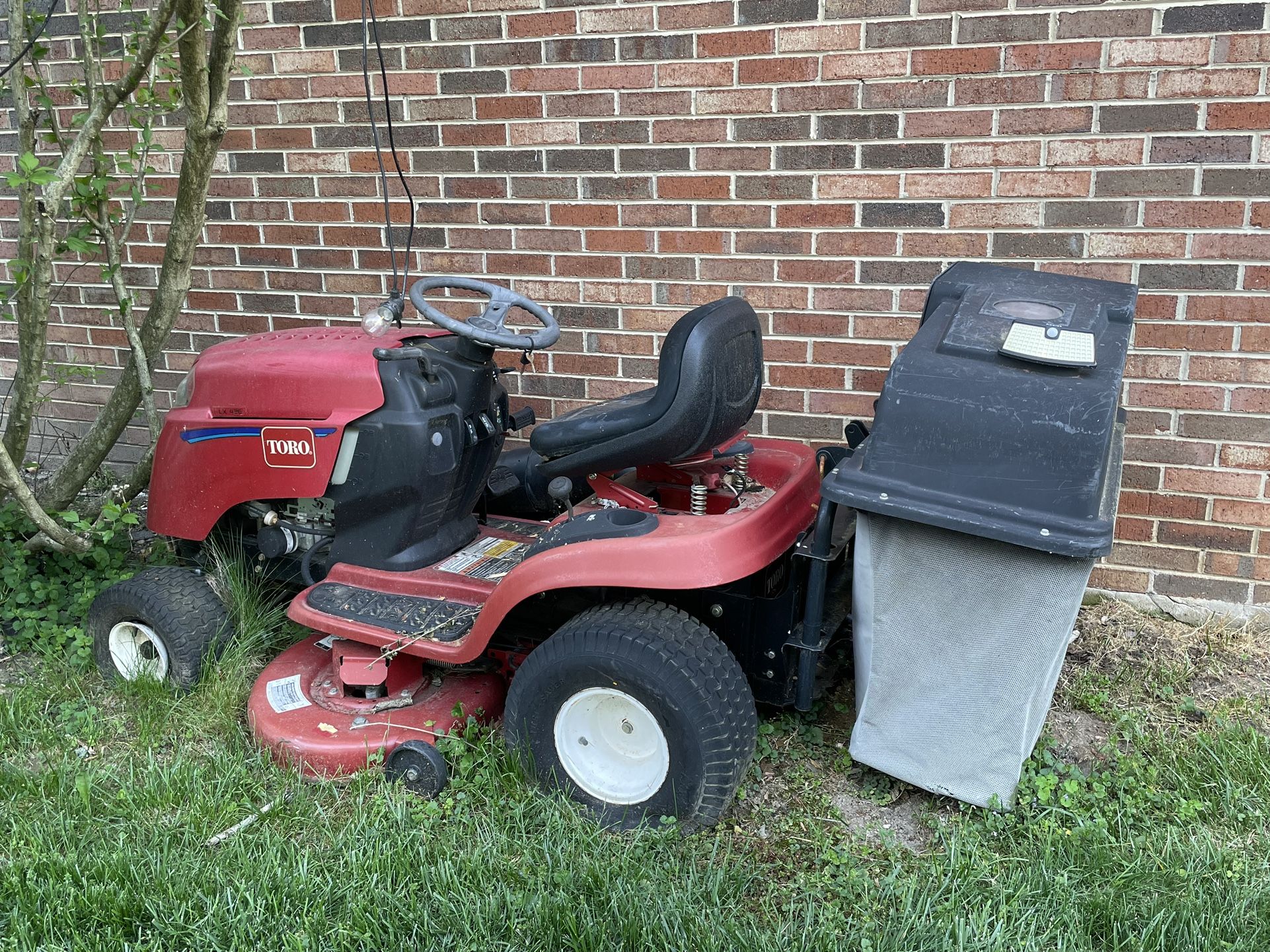 Toro Riding Lawn Mower