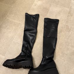 Stradivarius long boots 