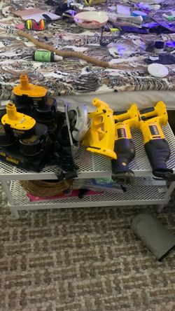 DEWALT 18V POWER TOOLS