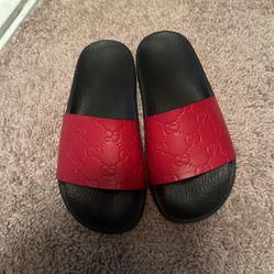 Women’s Gucci Slides 