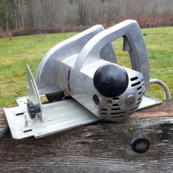 Cool Old Chrome Saw.  Works🤠👍