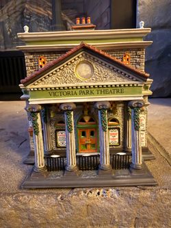 Department 56 Dickens' Village Victoria Park Theatretr
