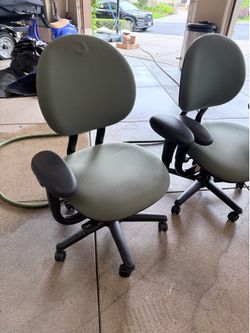Functional Ergonomic office chairs