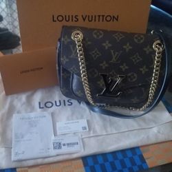 Louis Vuitton Passy
