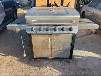 Gas grill