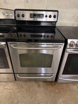 Ge Glass Top Stove $399