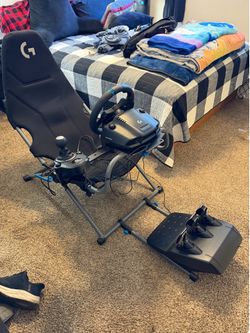 Logitech G923 W/ Logitech Challenge Racing Seat / Shifter XBOX SERIES X ONLY