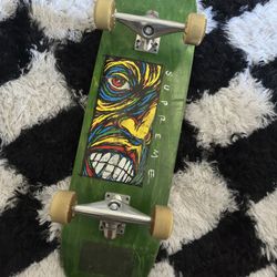 Supreme Cruiser Complete Skateboard 