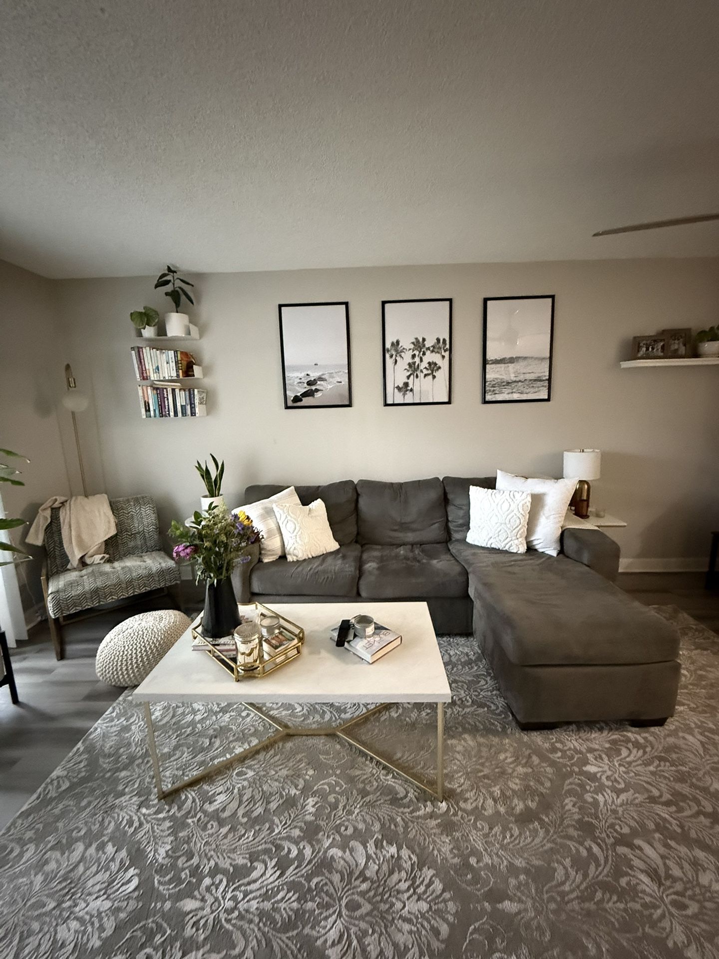 Modern Marble Coffee Table – Gold Legs
