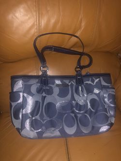 Authentic coach purse never used!! Perfect condition!!