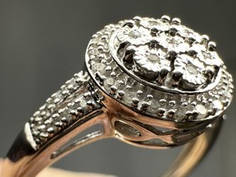 Women Round Diamond Designer Ring Size 7-7.25
