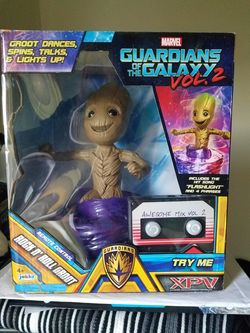 Groot Collector Dance/Music Action figure