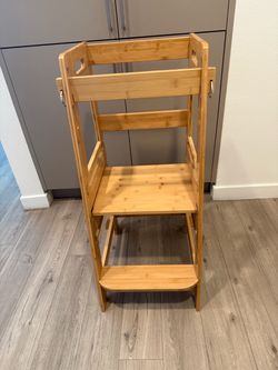 Adjustable Toddler/Kid Step Stool with Safety Rail