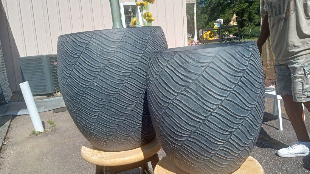 Large New Garden Planter High Quality Masterpiece Very Detailed Heavy Duty Masterpiece
