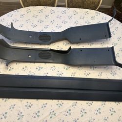 GM 88-98 Chevy Blue Plastics. See Pictures For Minor Damage. 