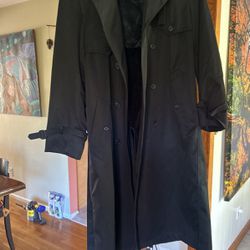 Mens Black Raincoat/ Large/ Lined/ Stratojac Brand