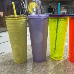 Starbucks Cups 