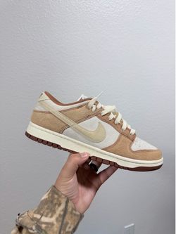 Nike dunk low medium curry