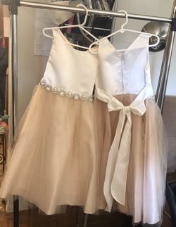 FLOWER GIRL BRIDESMAID DRESS size 6
