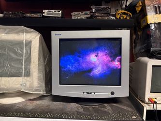 Envision 17” inch  CRT Computer Monitor