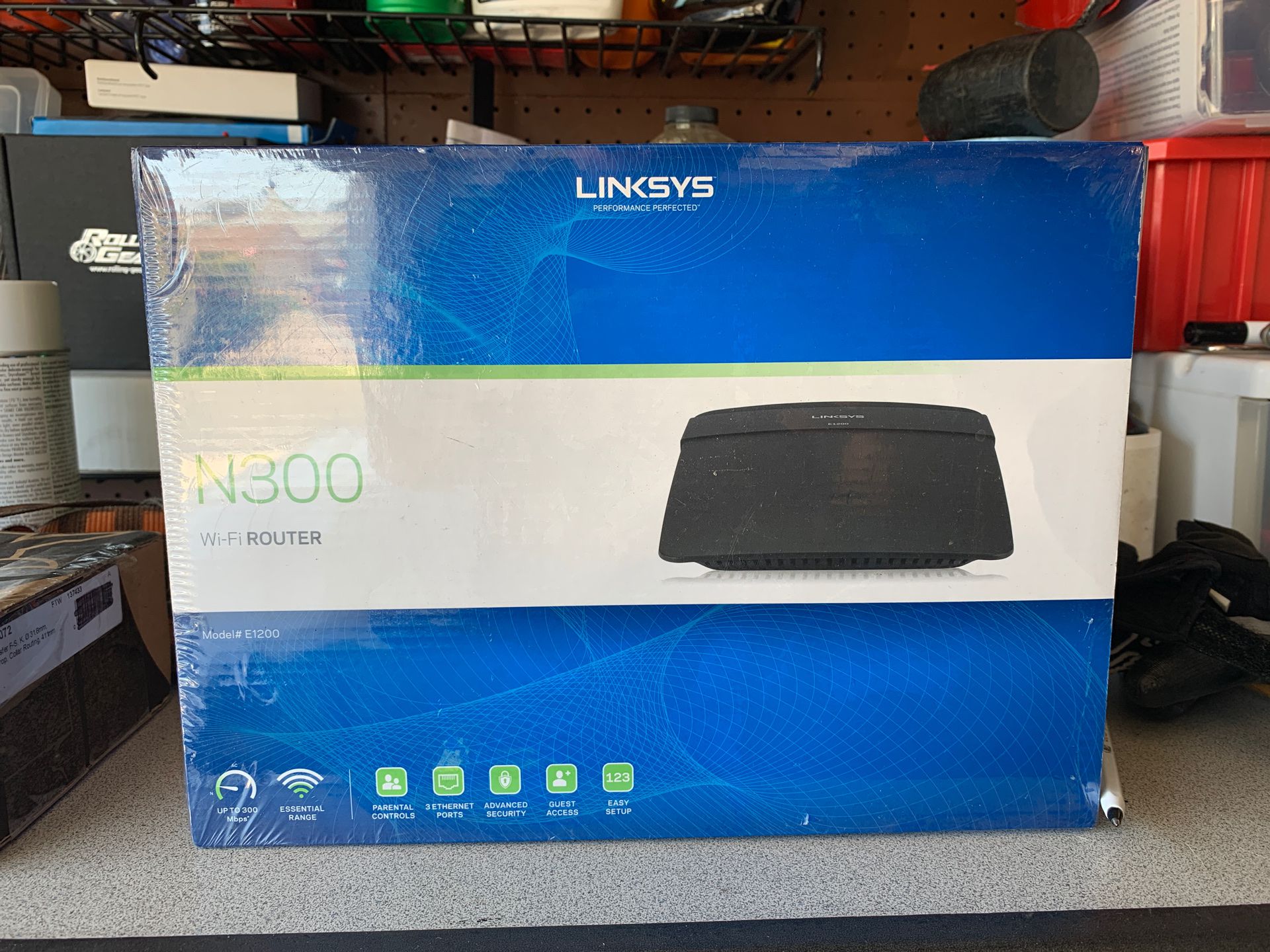 Lynksys N300 Wifi Router