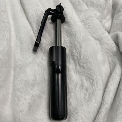 2 Selfie Sticks - Black - 26in long in total, extension stick up to 16inches $5 obo PICS/ASK FOR VIDEO