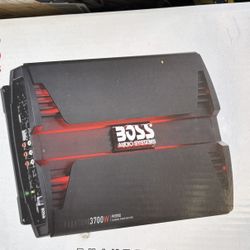 Boss 370 Watt Subwoofer Amplifier