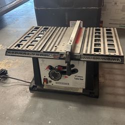 Central Machinery 10" Industrial Cabinet Saw