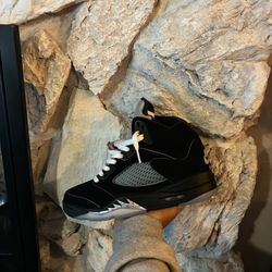 Jordan 5 Black Metallic Sz 9
